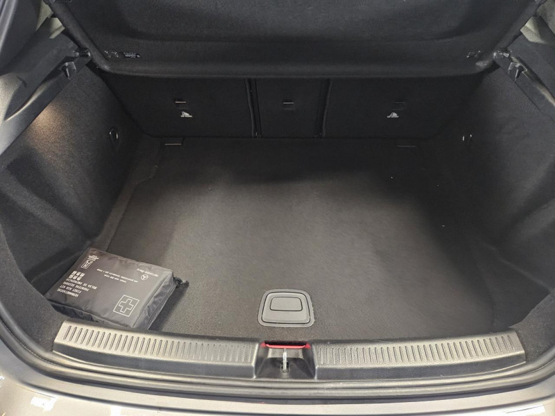 Photo 9 de l'offre de MERCEDES-BENZ CLASSE A 1.5 180 D 115 Business Line 7-DCT   à 18490€ chez MKP Distribution