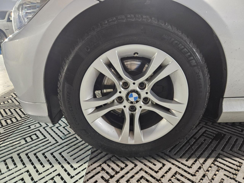 Photo 45 de l'offre de BMW serie 3 touring 2.0 316d TOURING 115 CONFORT BVM6 à 9990€ chez MKP Distribution