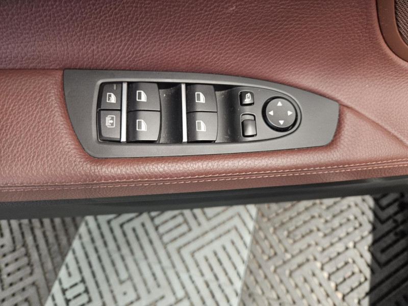 Photo 50 de l'offre de BMW SERIE 7 3.0 740dA xDrive 306 Exclusive BVA   à 25990€ chez MKP Distribution