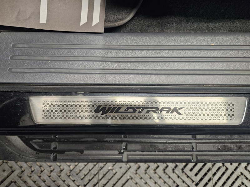 Photo 38 de l'offre de FORD RANGER DOUBLE CABINE 3.2 TDCi 200 4X4 BVA6 WILDTRAK - TVA à 30990€ chez MKP Distribution
