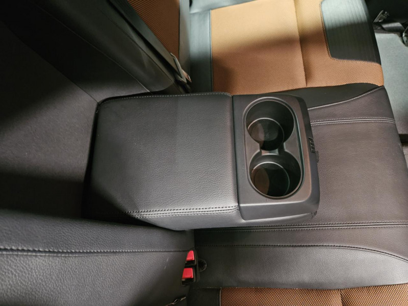 Photo 36 de l'offre de FORD RANGER DOUBLE CABINE 3.2 TDCi 200 4X4 BVA6 WILDTRAK - TVA à 30990€ chez MKP Distribution