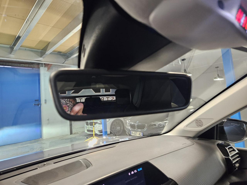 Photo 43 de l'offre de CITROEN C4 1.5 BLEUHDI 131 SHINE PACK EAT8 à 19990€ chez MKP Distribution