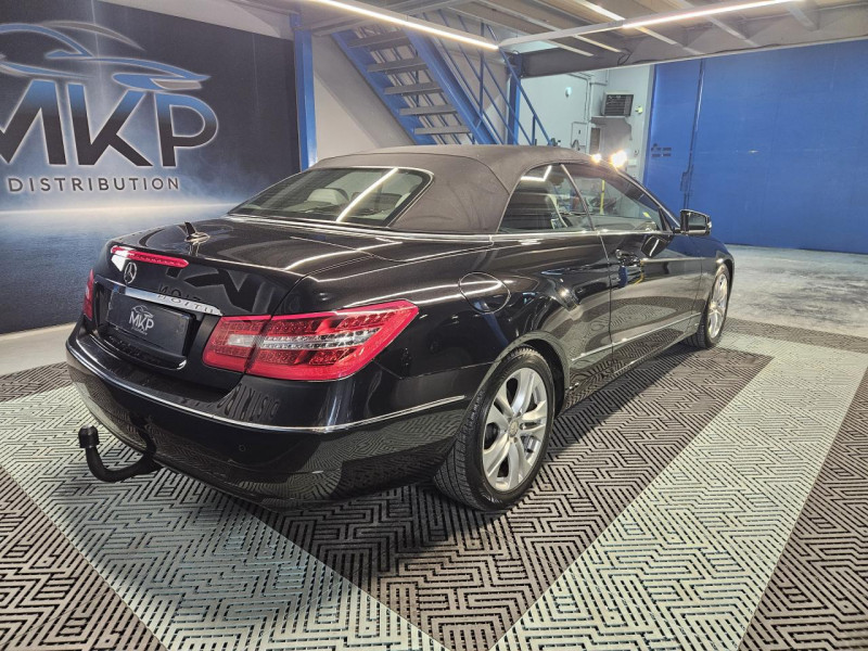 Photo 9 de l'offre de MERCEDES-BENZ Classe E Cabriolet 2.1 220 CDI 163 Executive BVA5 à 16990€ chez MKP Distribution
