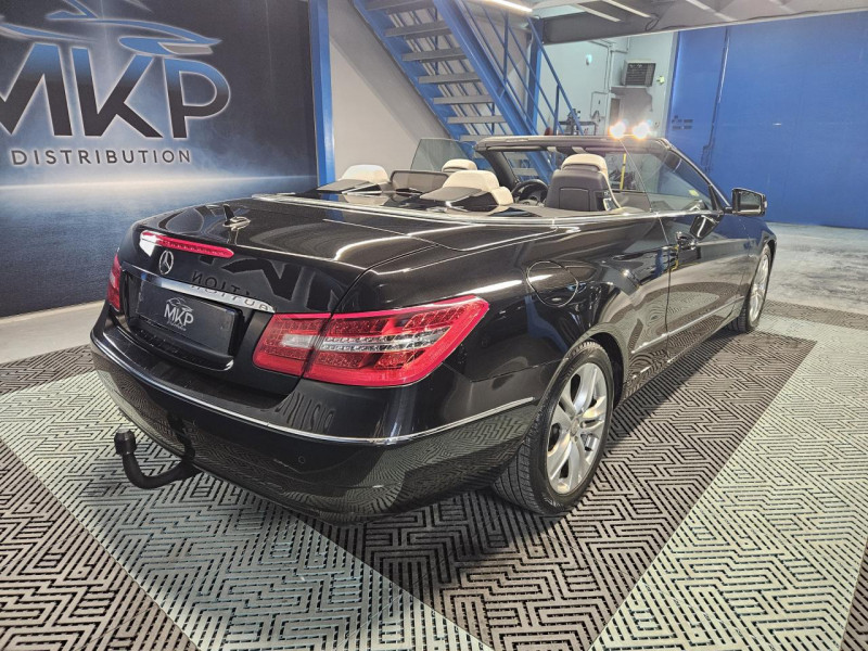Photo 10 de l'offre de MERCEDES-BENZ Classe E Cabriolet 2.1 220 CDI 163 Executive BVA5 à 16990€ chez MKP Distribution