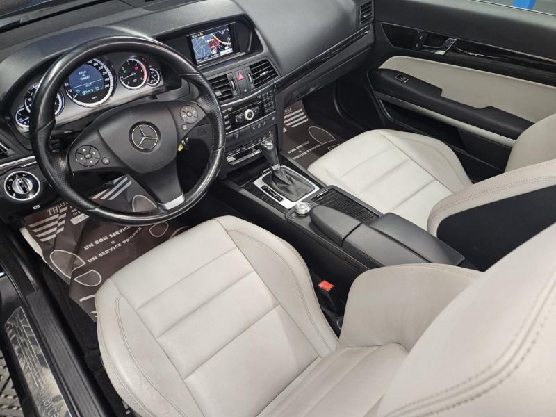 Photo 17 de l'offre de MERCEDES-BENZ Classe E Cabriolet 2.1 220 CDI 163 Executive BVA5 à 16990€ chez MKP Distribution