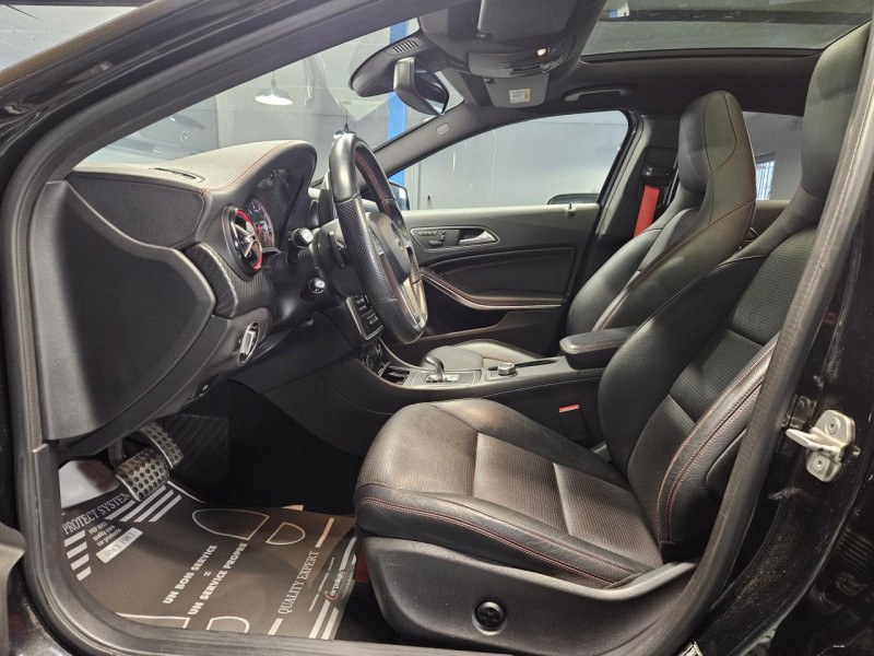 Photo 13 de l'offre de MERCEDES-BENZ CLASSE A A45 AMG 2.0 360 4-Matic 7-G DCT à 23990€ chez MKP Distribution