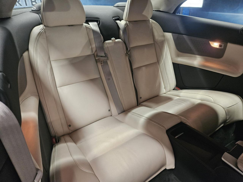 Photo 23 de l'offre de VOLVO C70 2.0 D3 150 INSCRIPTION BVM6 CABRIOLET à 12990€ chez MKP Distribution