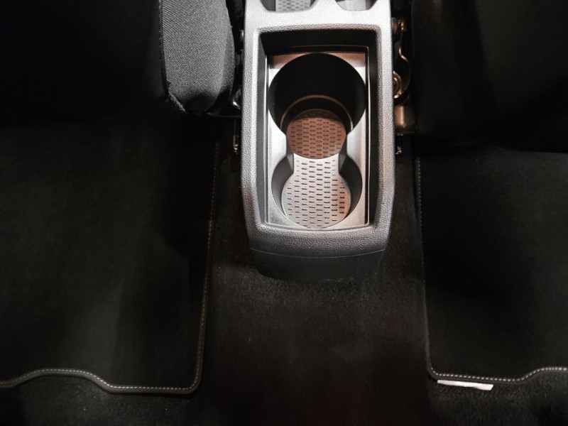 Photo 35 de l'offre de DACIA DUSTER 1.2 TCe 125  Prestige BVM6 à 11990€ chez MKP Distribution