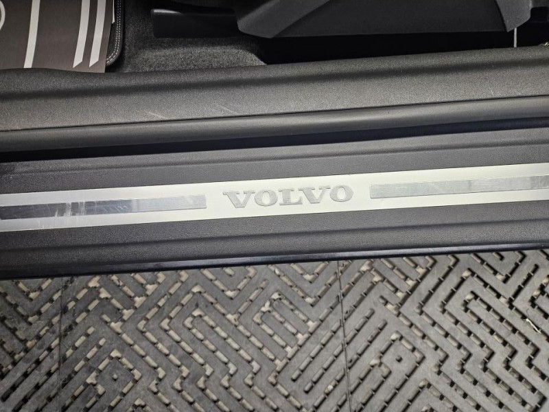 Photo 46 de l'offre de VOLVO C70 2.0 D3 150 INSCRIPTION BVM6 CABRIOLET à 12990€ chez MKP Distribution