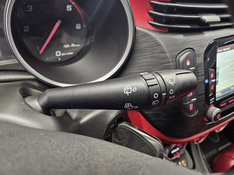 Photo 23 de l'offre de ALFA ROMEO GIULIETTA 1.6 JTDm 120 Super BVM6 à 11490€ chez MKP Distribution