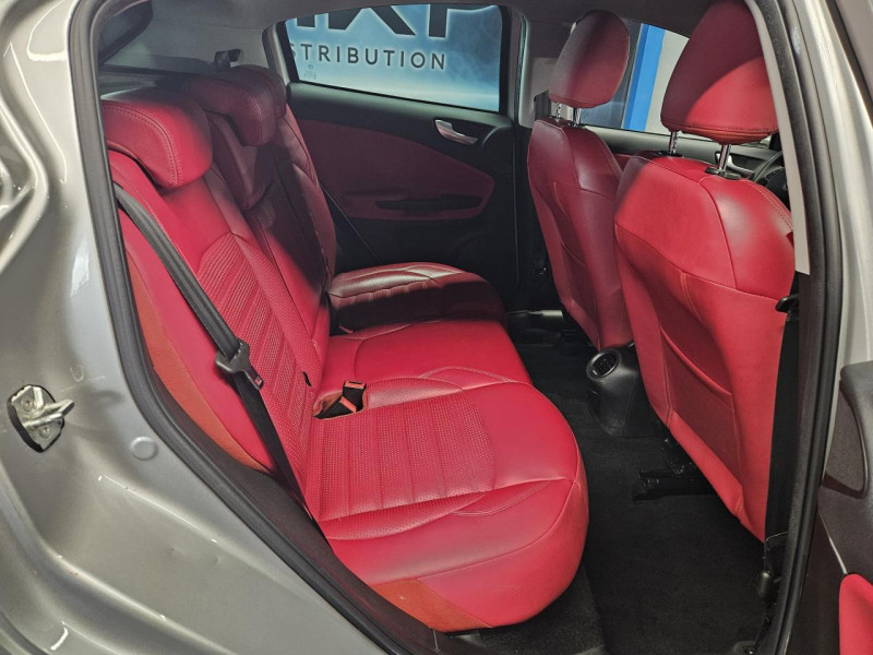 Photo 16 de l'offre de ALFA ROMEO GIULIETTA 1.6 JTDm 120 Super BVM6 à 11490€ chez MKP Distribution