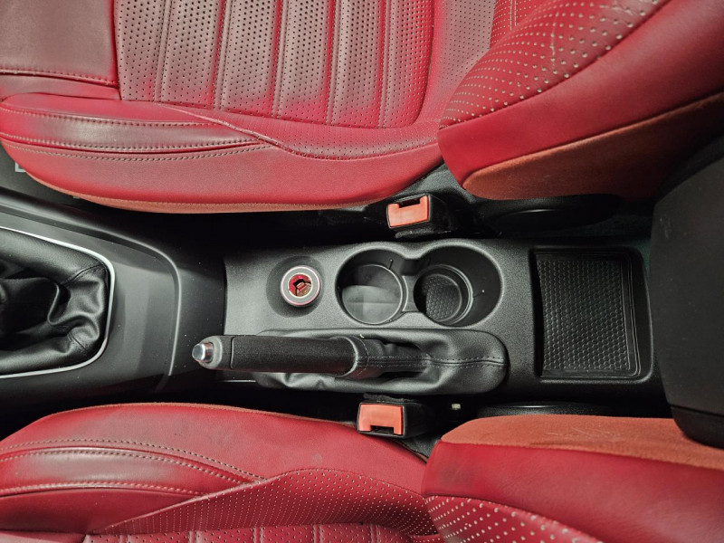Photo 35 de l'offre de ALFA ROMEO GIULIETTA 1.6 JTDm 120 Super BVM6 à 11490€ chez MKP Distribution