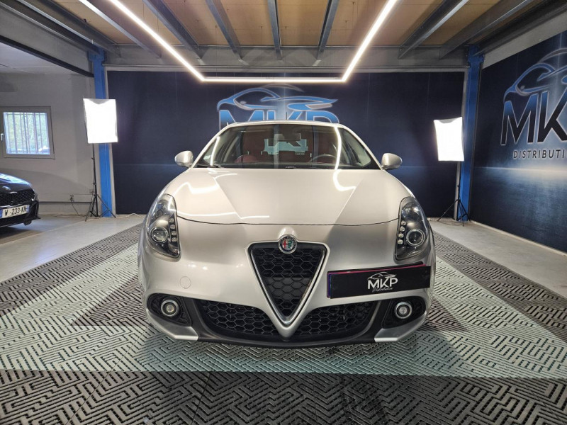 Photo 7 de l'offre de ALFA ROMEO GIULIETTA 1.6 JTDm 120 Super BVM6 à 11490€ chez MKP Distribution