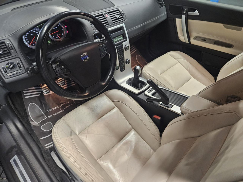 Photo 18 de l'offre de VOLVO C70 2.0 D3 150 INSCRIPTION BVM6 CABRIOLET à 12990€ chez MKP Distribution