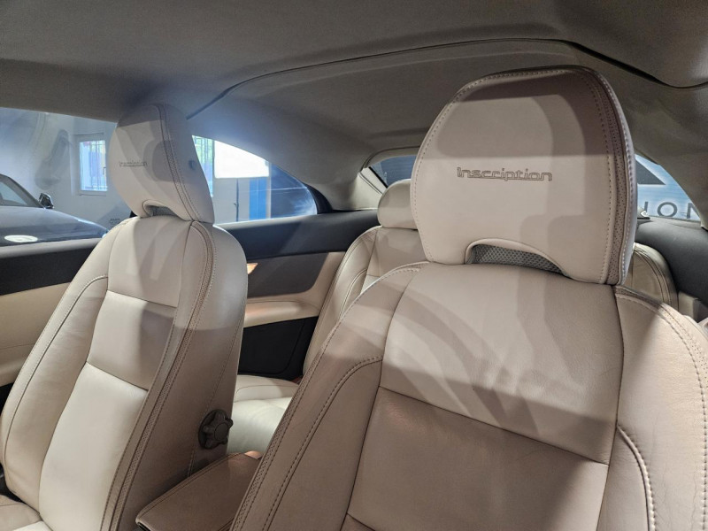 Photo 43 de l'offre de VOLVO C70 2.0 D3 150 INSCRIPTION BVM6 CABRIOLET à 12990€ chez MKP Distribution