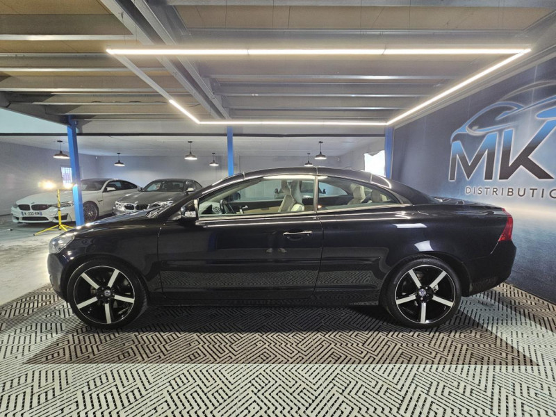 Photo 2 de l'offre de VOLVO C70 2.0 D3 150 INSCRIPTION BVM6 CABRIOLET à 12990€ chez MKP Distribution