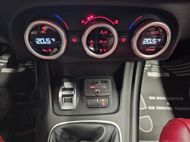 Photo 31 de l'offre de ALFA ROMEO GIULIETTA 1.6 JTDm 120 Super BVM6 à 11490€ chez MKP Distribution
