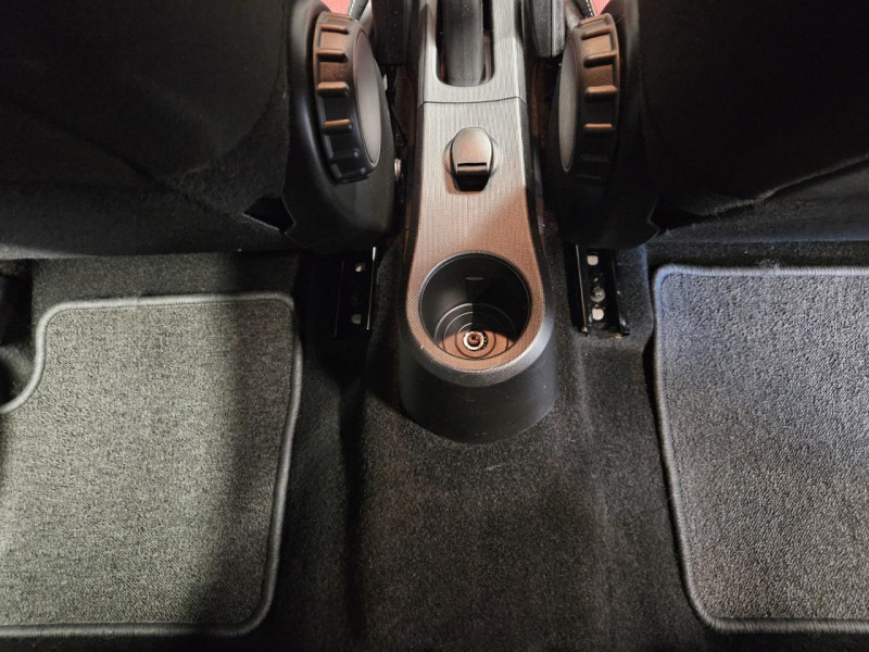 Photo 30 de l'offre de RENAULT TWINGO 0.9 TCe 90 Limited BVM à 7490€ chez MKP Distribution