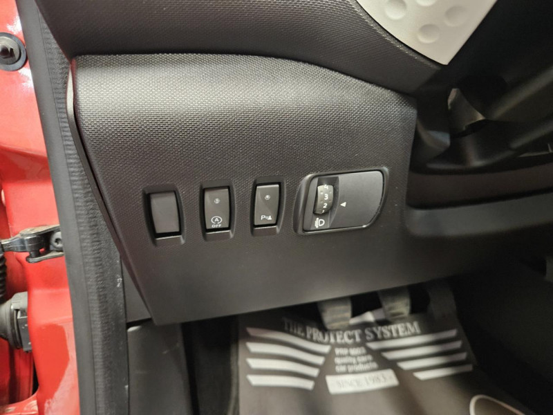 Photo 23 de l'offre de RENAULT TWINGO 0.9 TCe 90 Limited BVM à 7490€ chez MKP Distribution