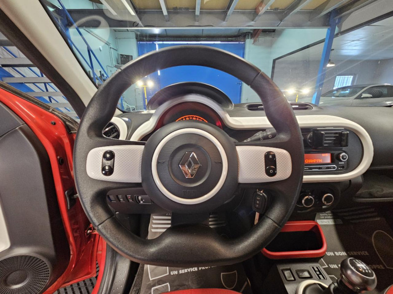Photo 17 de l'offre de RENAULT TWINGO 0.9 TCe 90 Limited BVM à 7490€ chez MKP Distribution