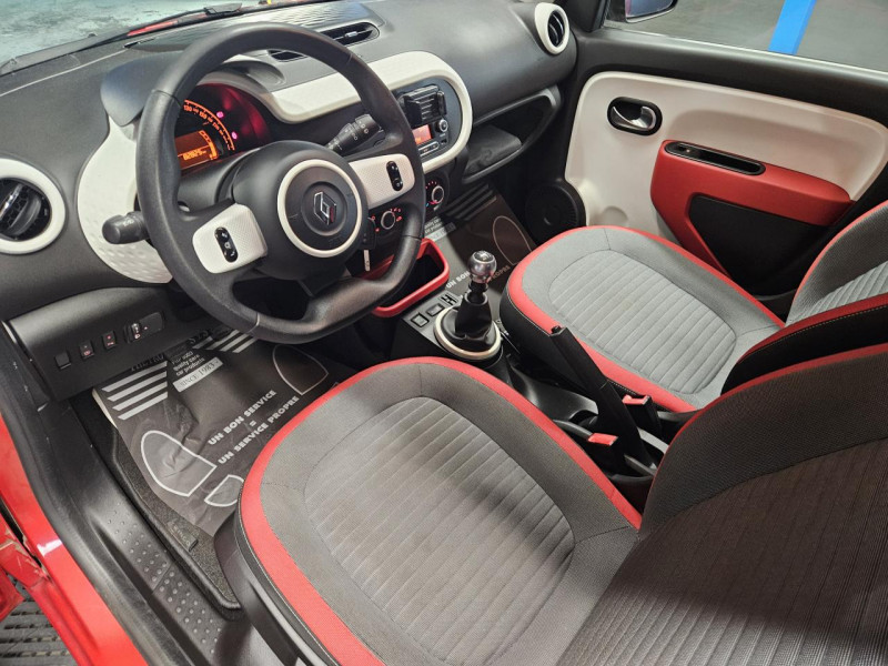 Photo 11 de l'offre de RENAULT TWINGO 0.9 TCe 90 Limited BVM à 7490€ chez MKP Distribution
