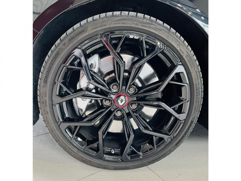 Photo 20 de l'offre de RENAULT MEGANE IV BERLINE  TCe 300 EDC R.S. * MALUS INCLUS à 38990€ chez Occasions Champenoises