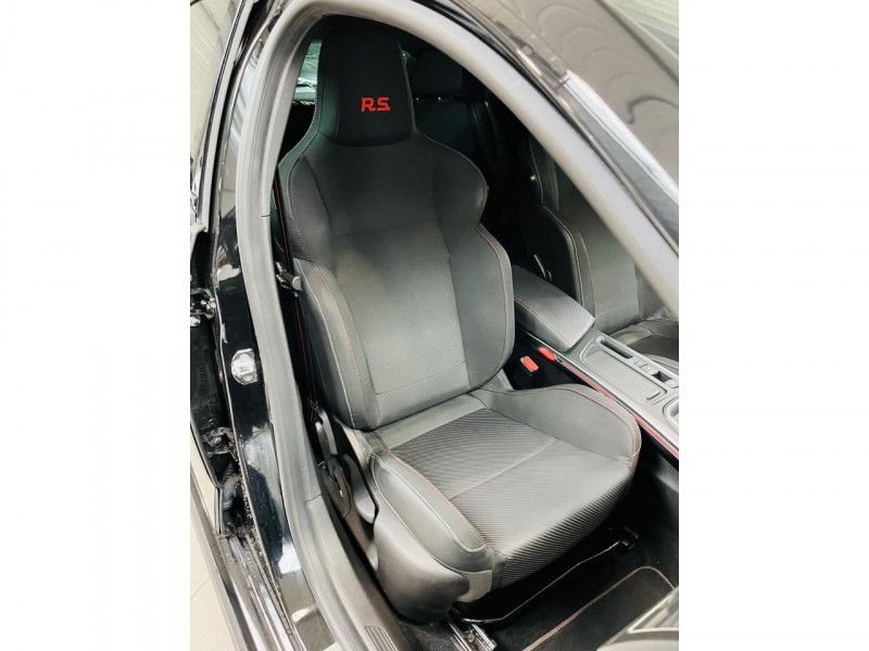 Photo 14 de l'offre de RENAULT MEGANE IV BERLINE  TCe 300 EDC R.S. * MALUS INCLUS à 38990€ chez Occasions Champenoises