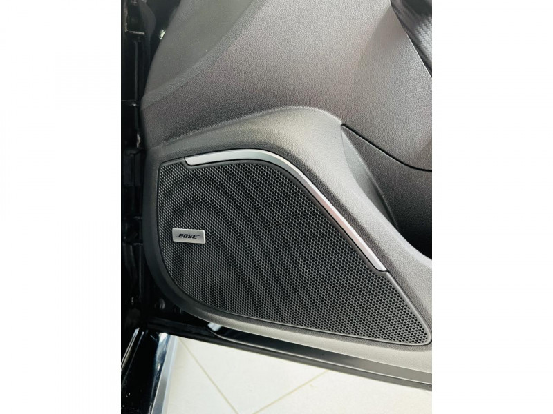 Photo 15 de l'offre de RENAULT MEGANE IV BERLINE  TCe 300 EDC R.S. * MALUS INCLUS à 38990€ chez Occasions Champenoises