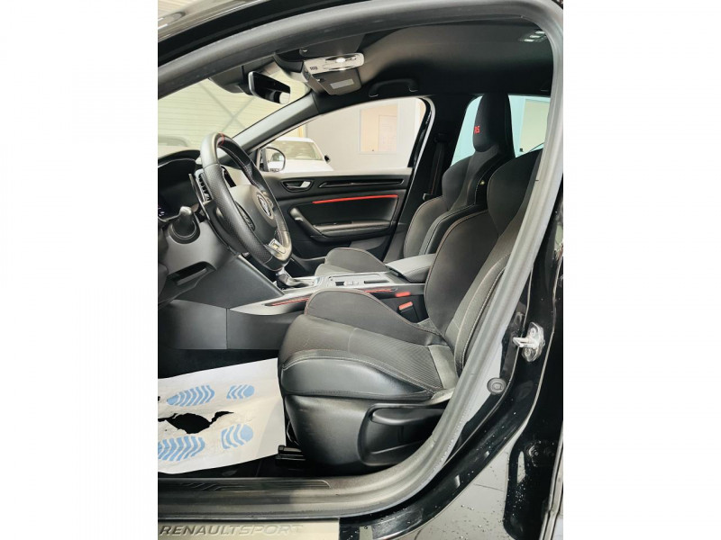 Photo 9 de l'offre de RENAULT MEGANE IV BERLINE  TCe 300 EDC R.S. * MALUS INCLUS à 38990€ chez Occasions Champenoises