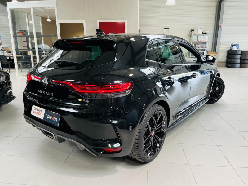 Photo 19 de l'offre de RENAULT MEGANE IV BERLINE  TCe 300 EDC R.S. * MALUS INCLUS à 38990€ chez Occasions Champenoises