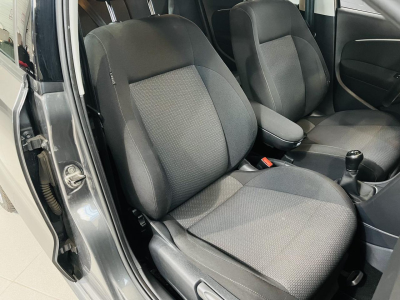 Photo 14 de l'offre de VOLKSWAGEN POLO 1.2 TSI 110 BlueMotion Technology Sportline à 10990€ chez Occasions Champenoises