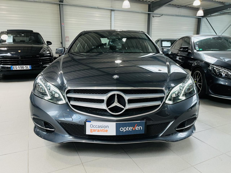 Photo 2 de l'offre de MERCEDES-BENZ CLASSE E 200 CDI Executive 7G-Tronic à 18490€ chez Occasions Champenoises