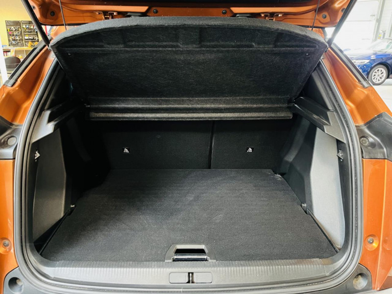 Photo 10 de l'offre de PEUGEOT 2008  BlueHDi 130 S&S EAT8 GT à 16490€ chez Occasions Champenoises