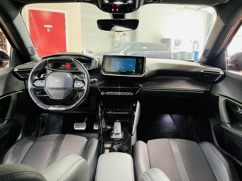Photo 3 de l'offre de PEUGEOT 2008  BlueHDi 130 S&S EAT8 GT à 16490€ chez Occasions Champenoises