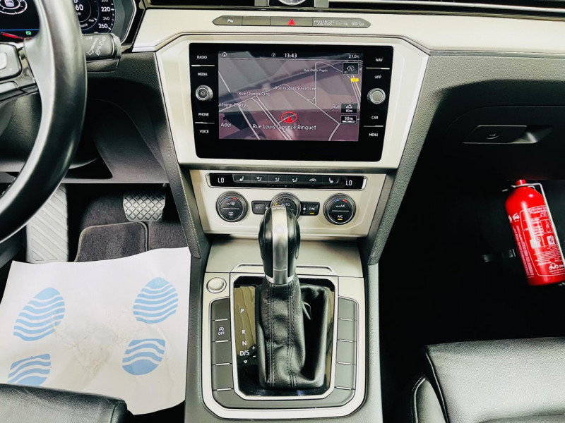 Photo 5 de l'offre de VOLKSWAGEN PASSAT 2.0 TDI 150 BMT DSG7 Carat à 20990€ chez Occasions Champenoises