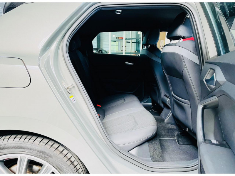 Photo 14 de l'offre de AUDI A1 II 40 TFSI 200 S LINE S TRONIC 6 à 23990€ chez Occasions Champenoises