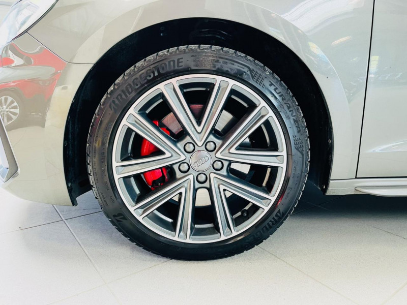 Photo 21 de l'offre de AUDI A1 II 40 TFSI 200 S LINE S TRONIC 6 à 23990€ chez Occasions Champenoises