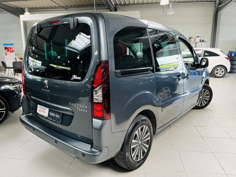 Photo 15 de l'offre de PEUGEOT PARTNER 1.6 BlueHDi 100ch S&S ETG6 Active à 13990€ chez Occasions Champenoises