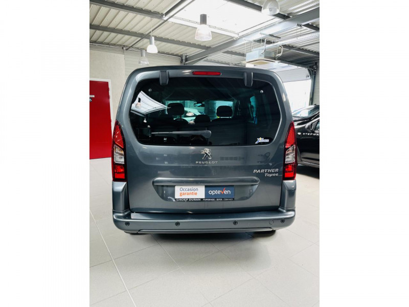 Photo 14 de l'offre de PEUGEOT PARTNER 1.6 BlueHDi 100ch S&S ETG6 Active à 13990€ chez Occasions Champenoises