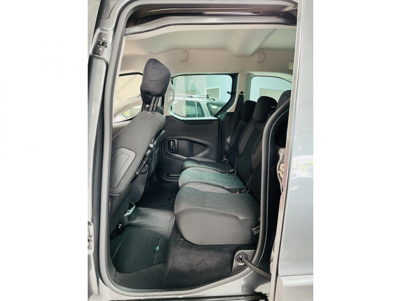 Photo 9 de l'offre de PEUGEOT PARTNER 1.6 BlueHDi 100ch S&S ETG6 Active à 13990€ chez Occasions Champenoises