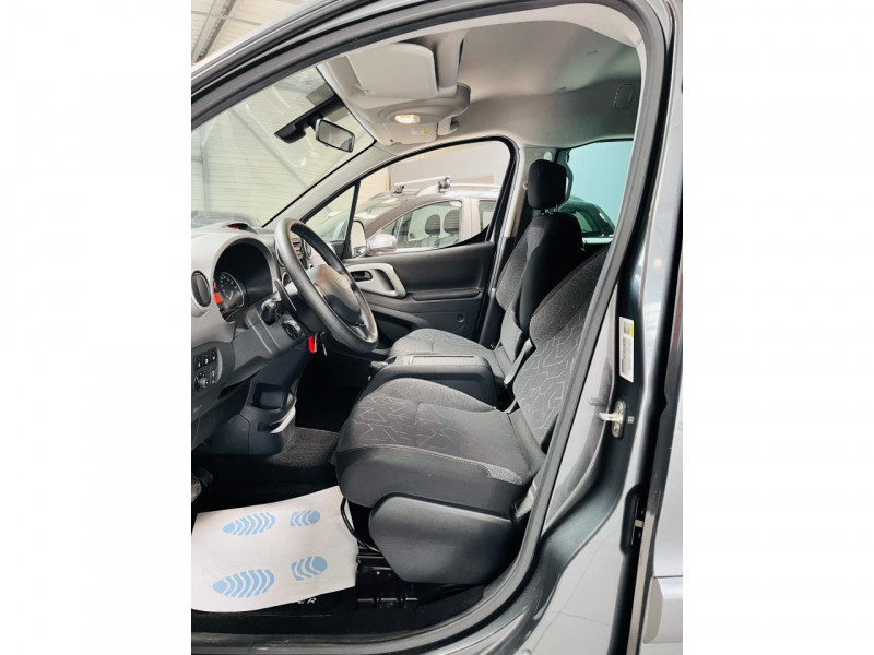 Photo 8 de l'offre de PEUGEOT PARTNER 1.6 BlueHDi 100ch S&S ETG6 Active à 13990€ chez Occasions Champenoises