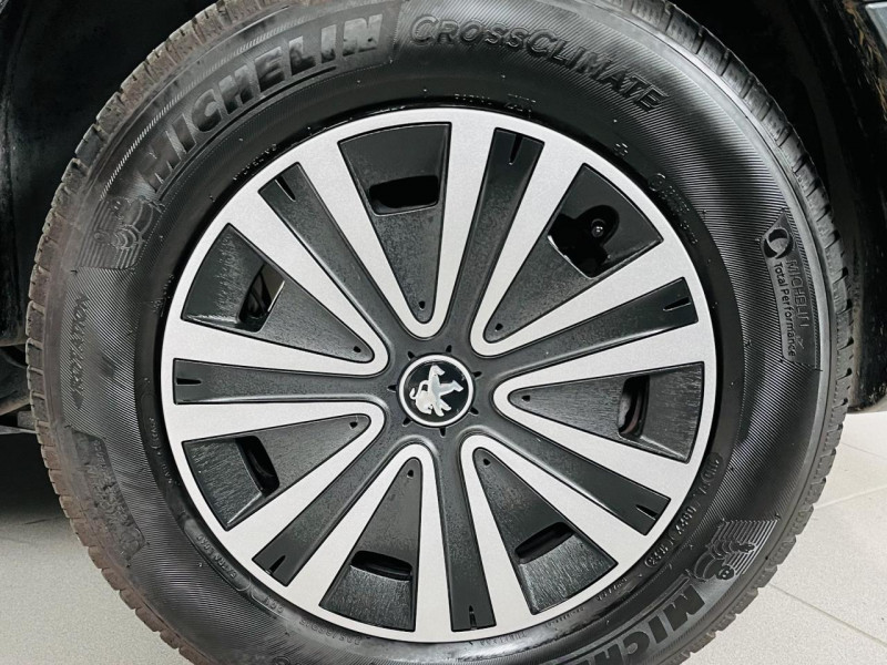 Photo 17 de l'offre de PEUGEOT PARTNER 1.6 BlueHDi 100ch S&S ETG6 Active à 13990€ chez Occasions Champenoises