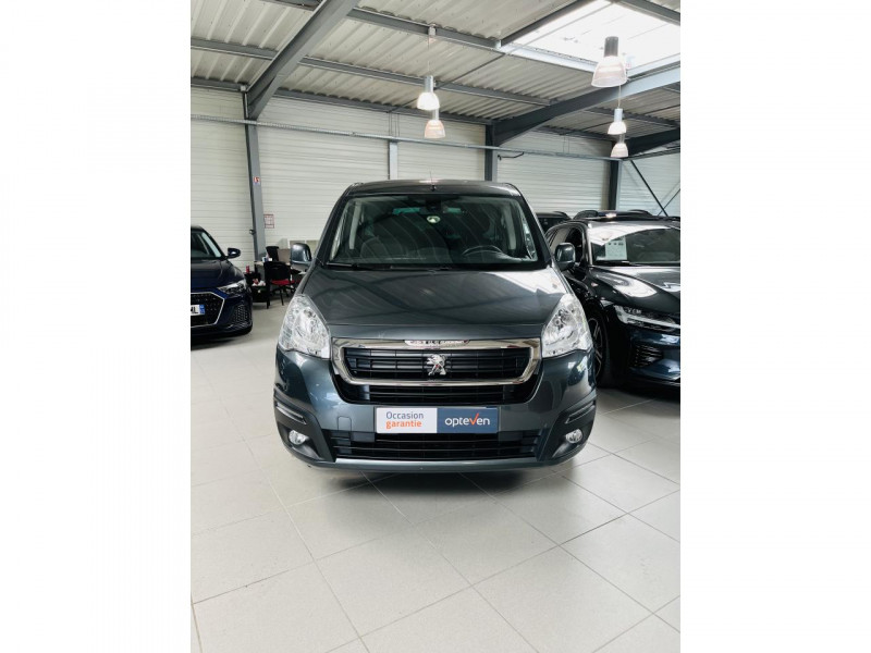 Photo 2 de l'offre de PEUGEOT PARTNER 1.6 BlueHDi 100ch S&S ETG6 Active à 13990€ chez Occasions Champenoises