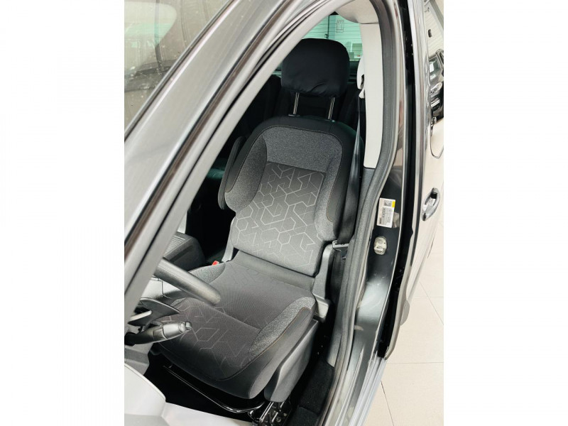 Photo 7 de l'offre de PEUGEOT PARTNER 1.6 BlueHDi 100ch S&S ETG6 Active à 13990€ chez Occasions Champenoises