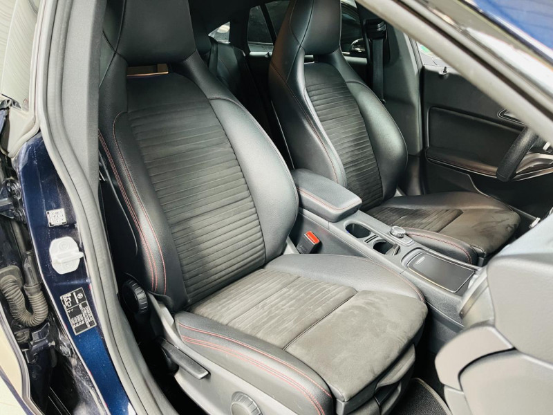 Photo 16 de l'offre de MERCEDES-BENZ CLA SHOOTING BRAKE 250 7-G DCT 4Matic Launch Edition à 22490€ chez Occasions Champenoises