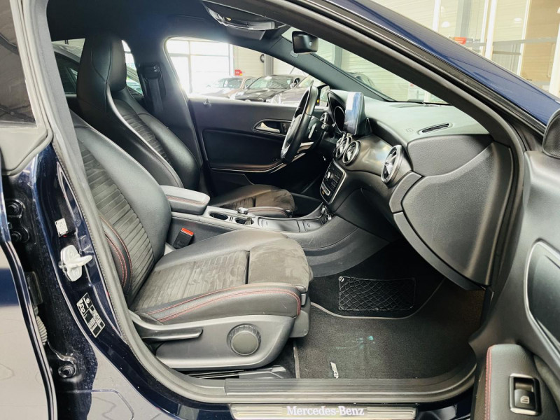 Photo 15 de l'offre de MERCEDES-BENZ CLA SHOOTING BRAKE 250 7-G DCT 4Matic Launch Edition à 22490€ chez Occasions Champenoises