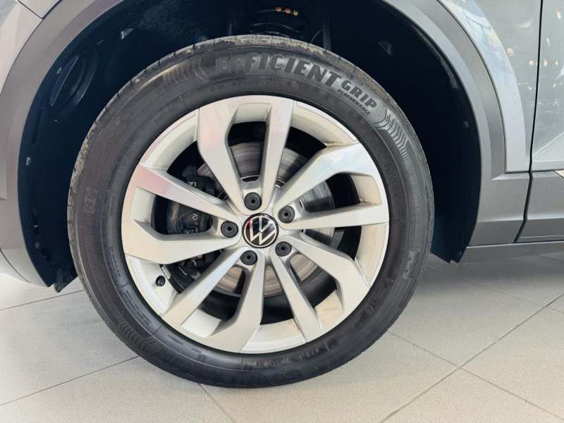 Photo 23 de l'offre de VOLKSWAGEN T-ROC 2.0 TDI 150 Start/Stop DSG7 Style à 23990€ chez Occasions Champenoises