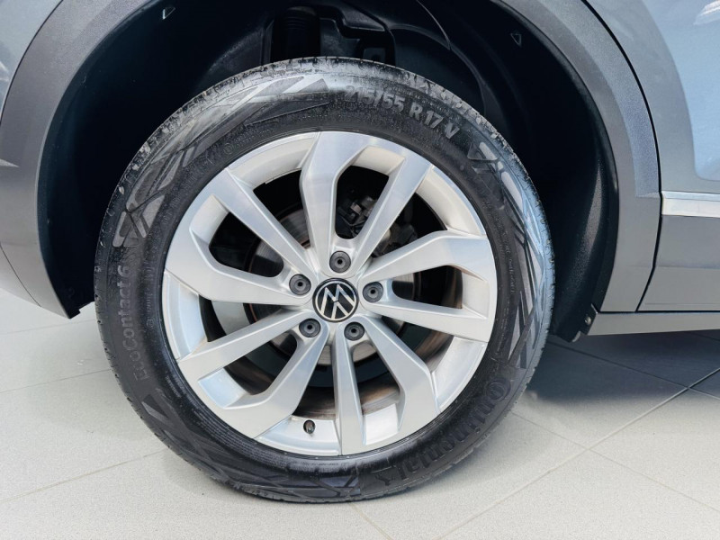 Photo 25 de l'offre de VOLKSWAGEN T-ROC 2.0 TDI 150 Start/Stop DSG7 Style à 23990€ chez Occasions Champenoises