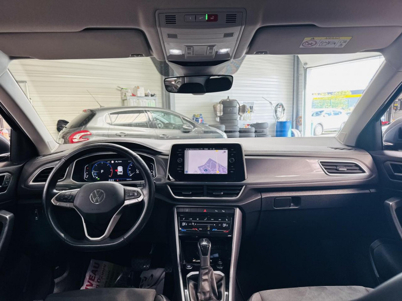 Photo 3 de l'offre de VOLKSWAGEN T-ROC 2.0 TDI 150 Start/Stop DSG7 Style à 23990€ chez Occasions Champenoises