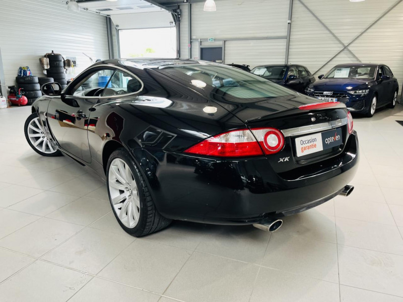 Photo 16 de l'offre de JAGUAR XK  Coupé V8 3.5 258 BVA 6 à 23990€ chez Occasions Champenoises
